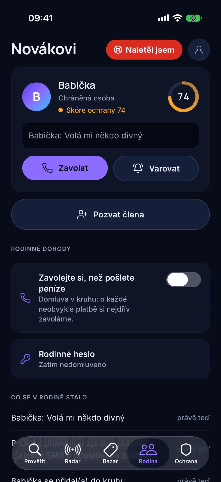 Rodinný kruh Novákovi: chráněná osoba Babička se skóre ochrany 74 a událostí Volá mi někdo divný, tlačítka Zavolat a Varovat a rodinné dohody.